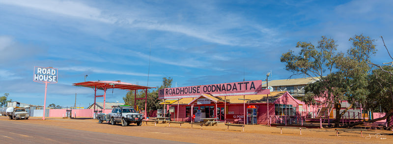 The Pink Roadhouse Oodnadatta (Panorama)