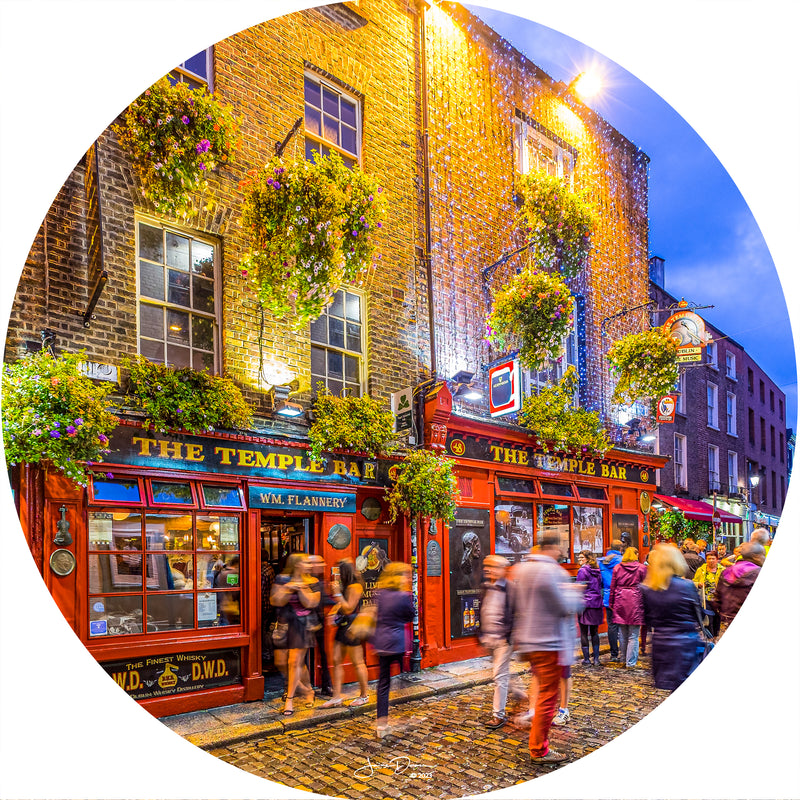 The Temple Bar (Round)